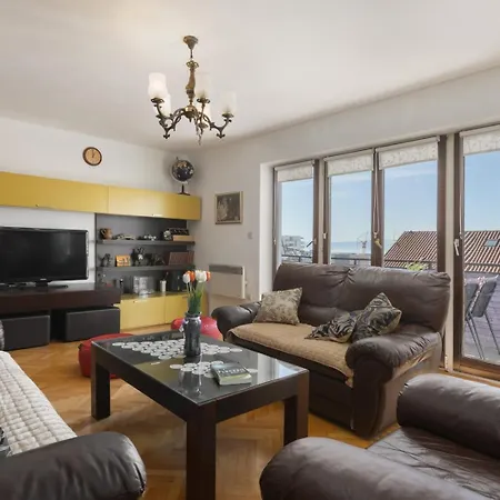 Vintage Spartium With Free Parking Appartement