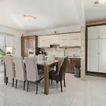 Vintage Spartium With Free Parking Apartman