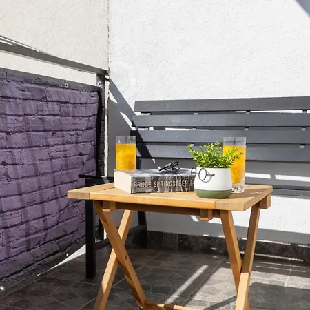 Vintage Spartium With Free Parking Apartment *