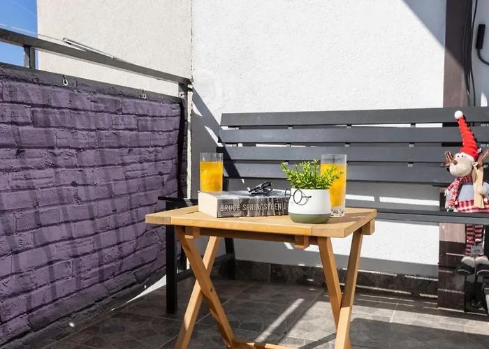 Vintage Spartium With Free Parking Apartment *