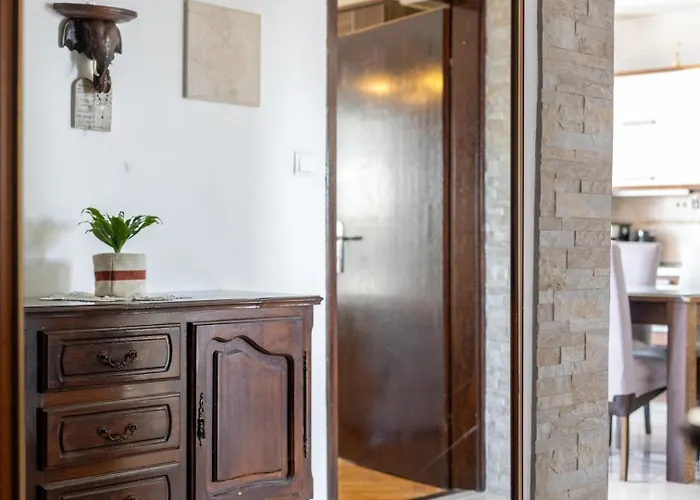 Vintage Spartium With Free Parking Appartamento