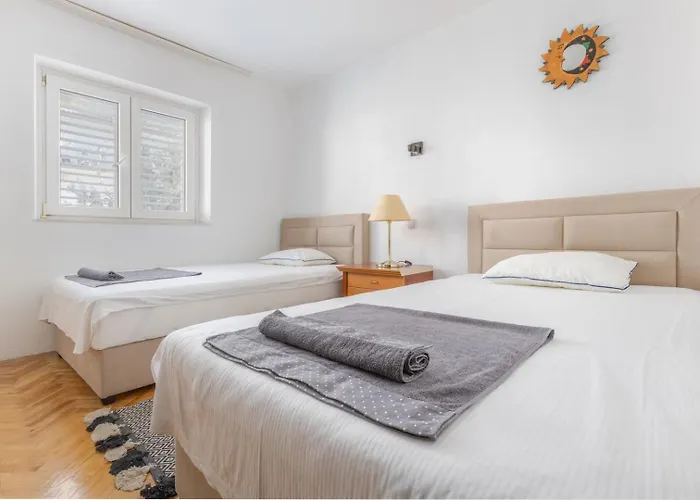 Apartment Vintage Spartium With Free Parking